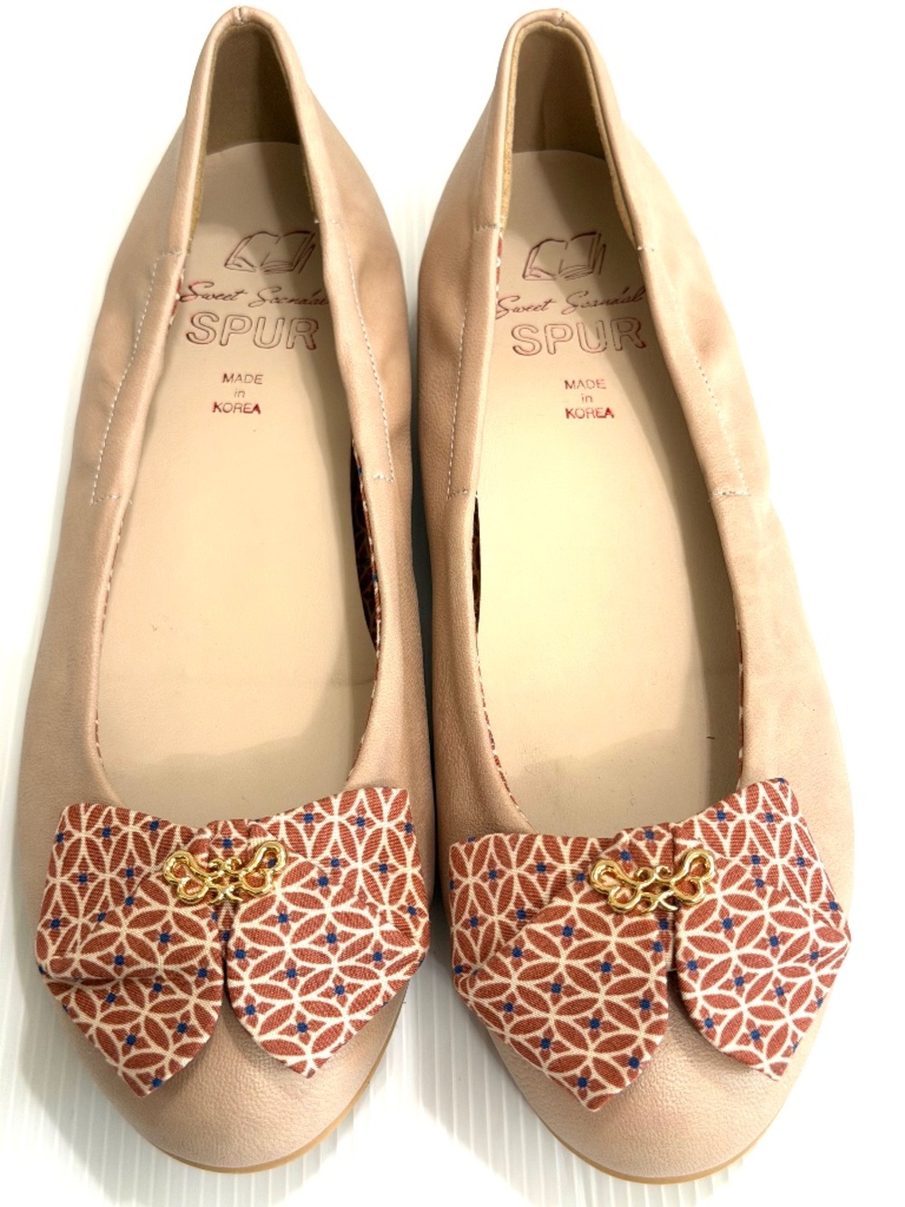 SPUR Sweet Scandal Korea Beige Faux Leather Bow Ballet Flats 245 US 7.5